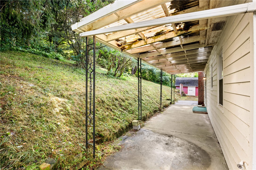 Somerset Twp, Pennsylvania 15501, United States, 4 Bedrooms Bedrooms, ,2 BathroomsBathrooms,Residential,Contingent,191180