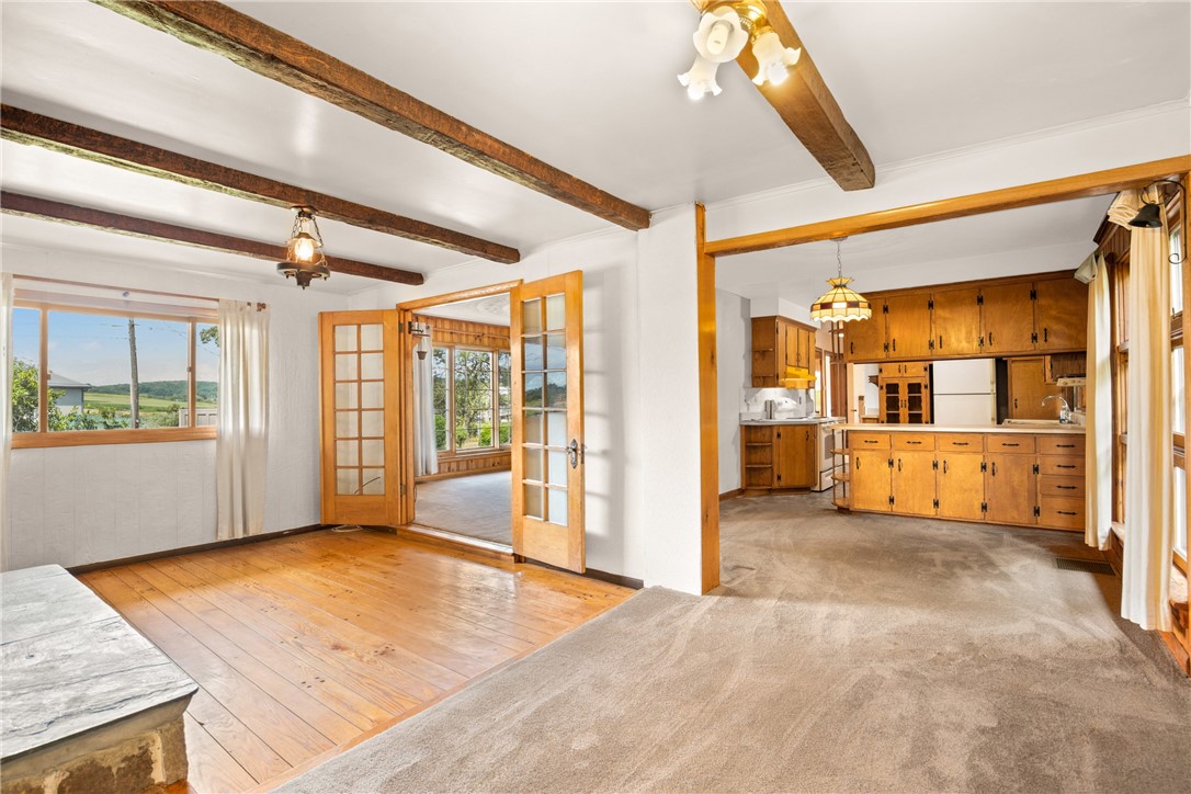 Somerset Twp, Pennsylvania 15501, United States, 4 Bedrooms Bedrooms, ,2 BathroomsBathrooms,Residential,Contingent,191180