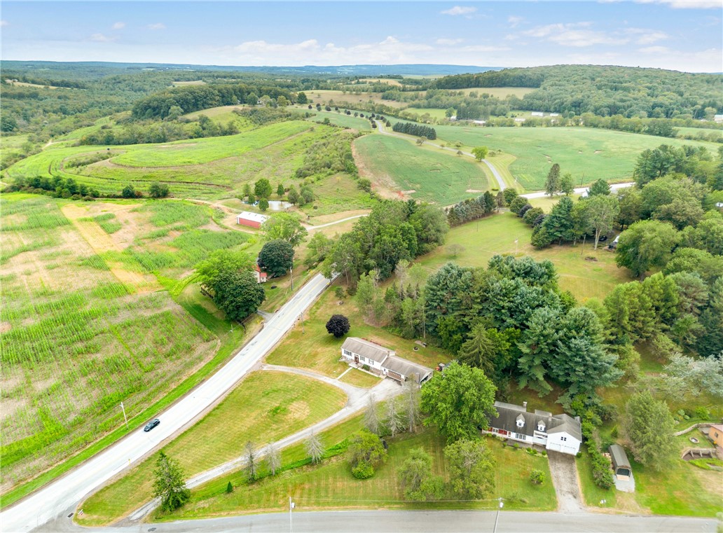 Somerset Twp, Pennsylvania 15501, United States, 4 Bedrooms Bedrooms, ,2 BathroomsBathrooms,Residential,Contingent,191180