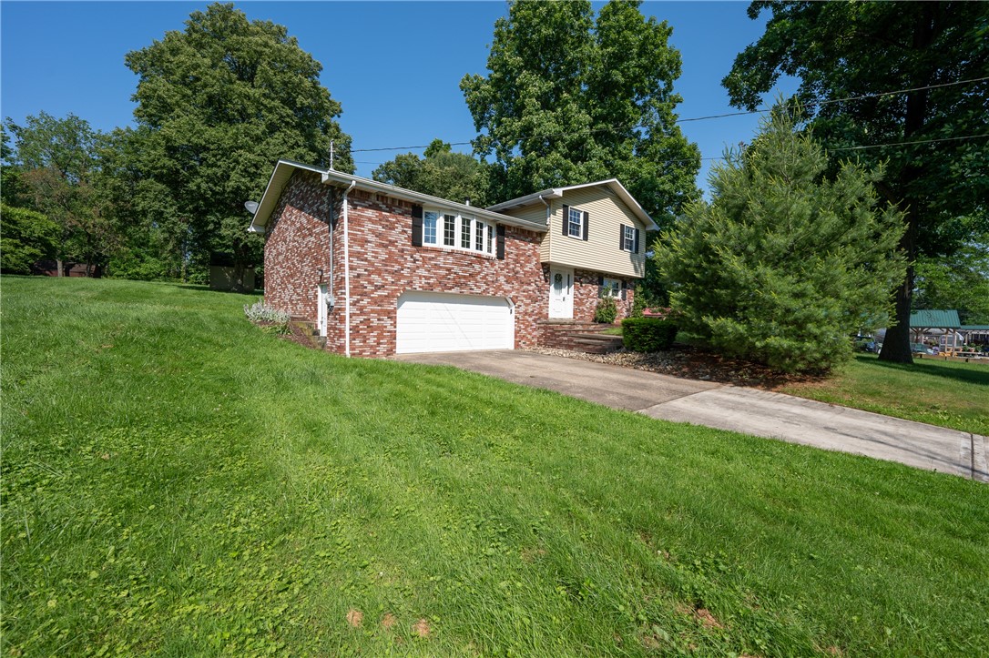 756 Arona Rd