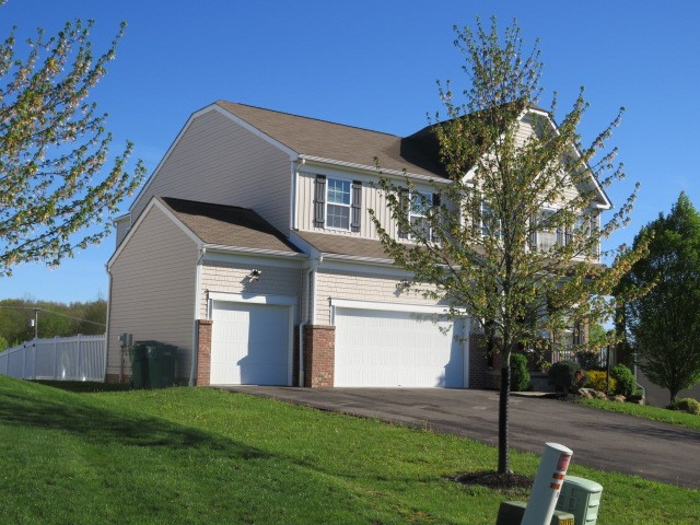 115 Naughton Cir