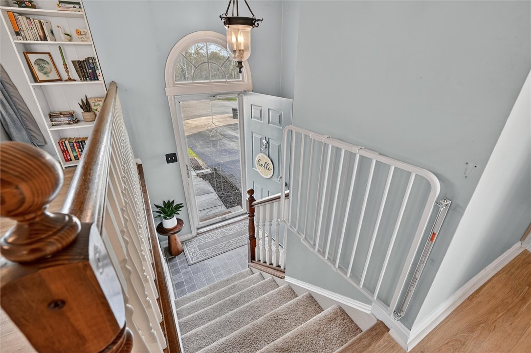 307 Lawrence Pl