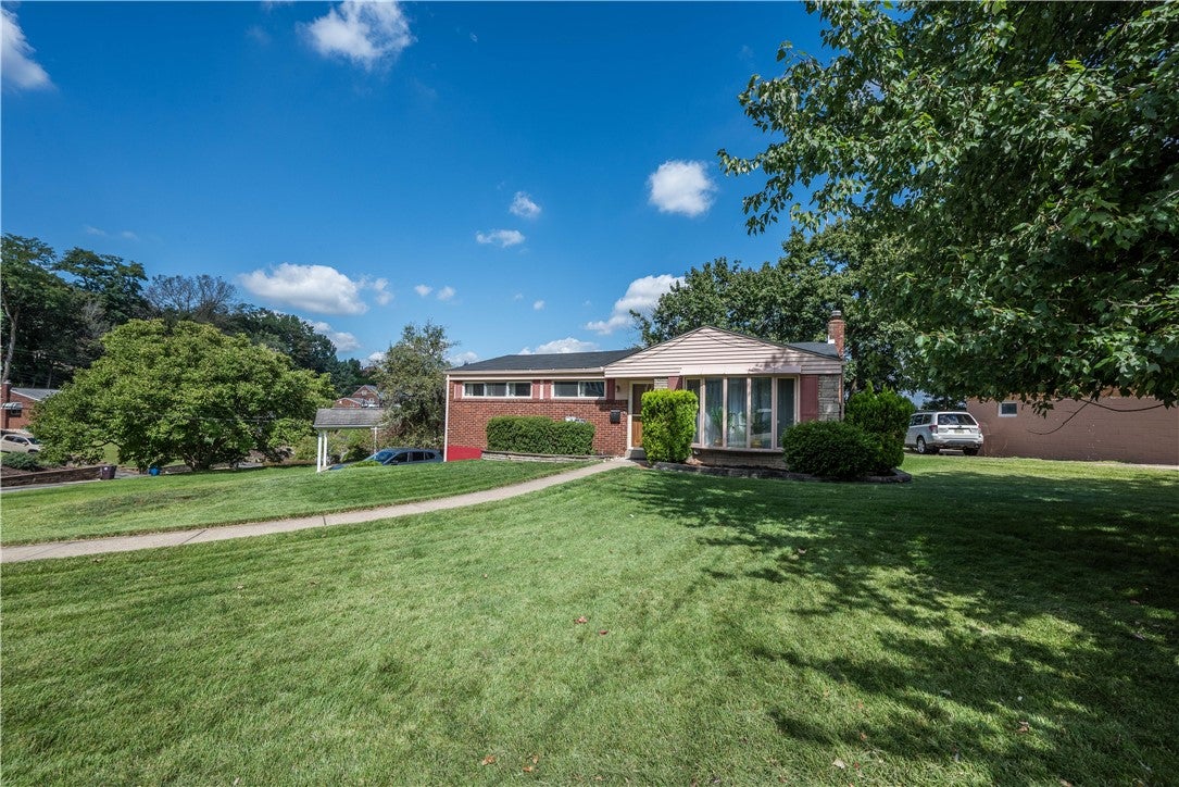425 Ruthwood Ave
