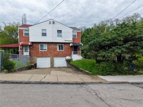 Photo of 147 Schenley Manor Dr, Pittsburgh, PA 15201 (MLS # 1751841)