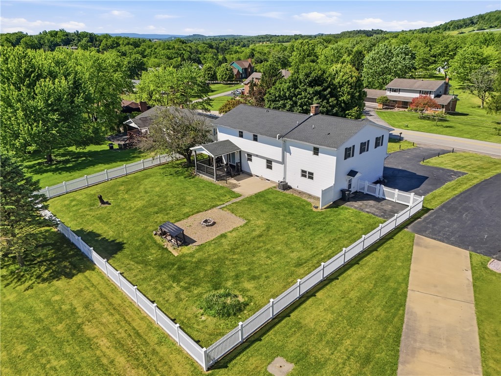 977 Barclay Rd