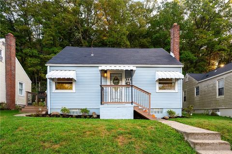 Photo of 503 Miller Ave, Butler, PA 16001 (MLS # 1724348)