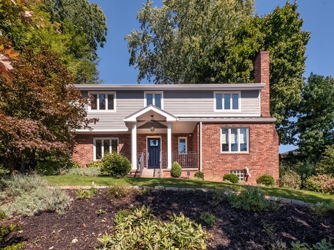 Homes For Sale - 255 Connecting Road<br/> Mt Lebanon, PA 15228