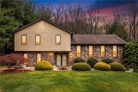 Photo of 6187 Baker School Rd, Trafford, PA 15085 (MLS # 1731684)