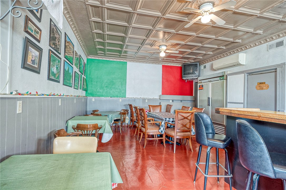 936 Broadway