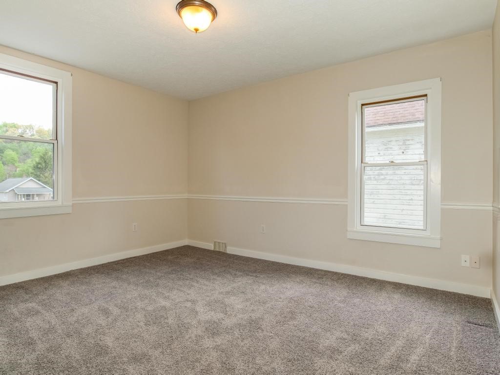 411 4th St, Darlington, Pennsylvania image 21