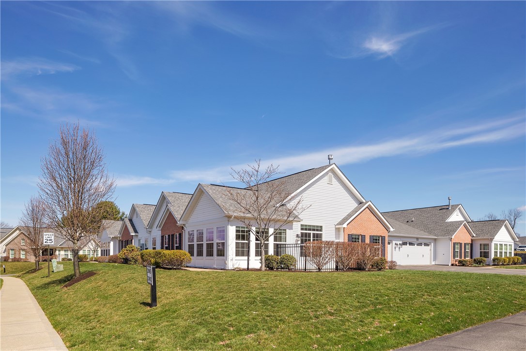 2082 Southview Dr Dr, Lancaster Township, Pennsylvania image 1