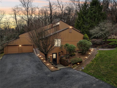 Photo for 3928 Laurel Oak Circle