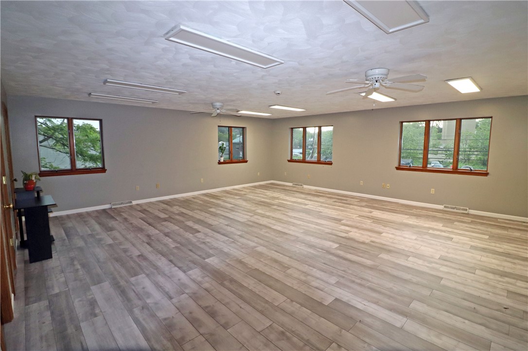 820 S Main St