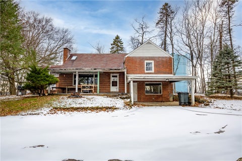 Apartment For Sale - 2035 Aurora<br/> New Kensington, PA 15068