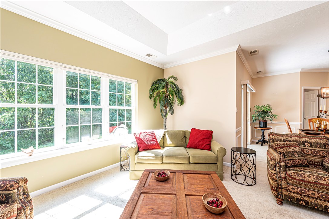 Unity Twp, Pennsylvania 15650, United States, 2 Bedrooms Bedrooms, ,2 BathroomsBathrooms,Residential,Active,195298