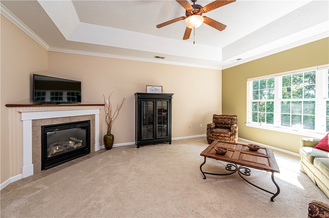 Unity Twp, Pennsylvania 15650, United States, 2 Bedrooms Bedrooms, ,2 BathroomsBathrooms,Residential,Active,195298