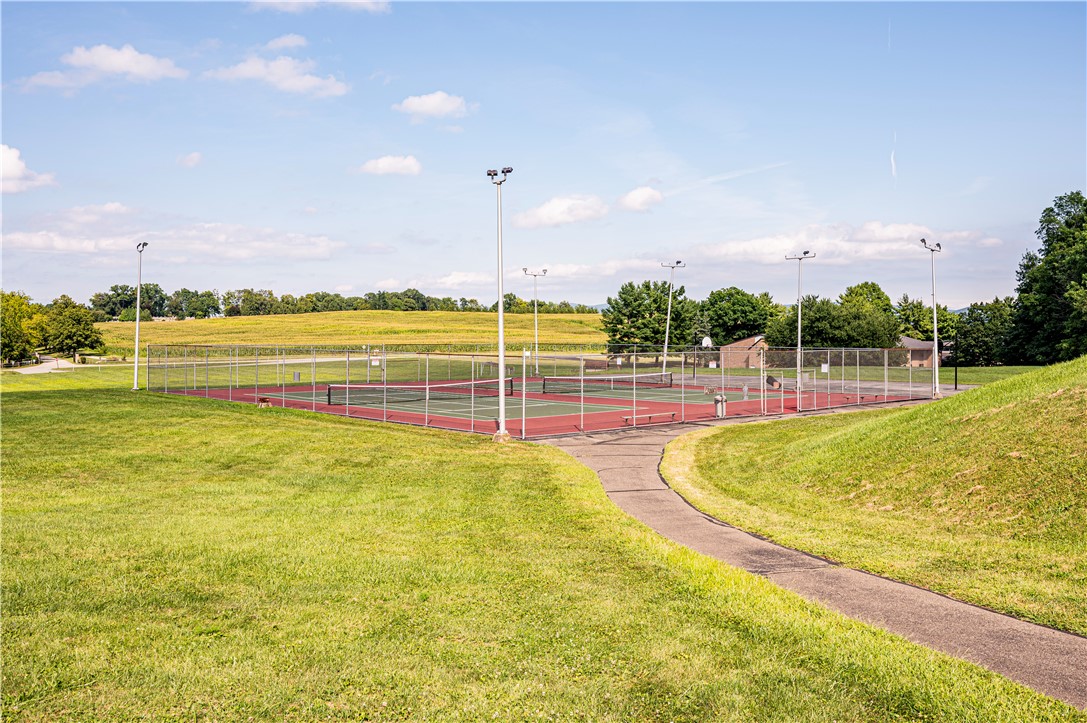 Unity Twp, Pennsylvania 15650, United States, 2 Bedrooms Bedrooms, ,2 BathroomsBathrooms,Residential,Active,195298