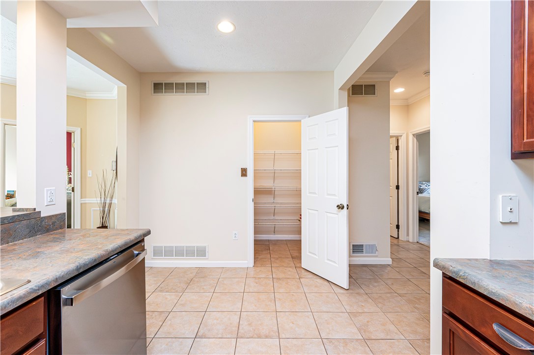 Unity Twp, Pennsylvania 15650, United States, 2 Bedrooms Bedrooms, ,2 BathroomsBathrooms,Residential,Active,195298