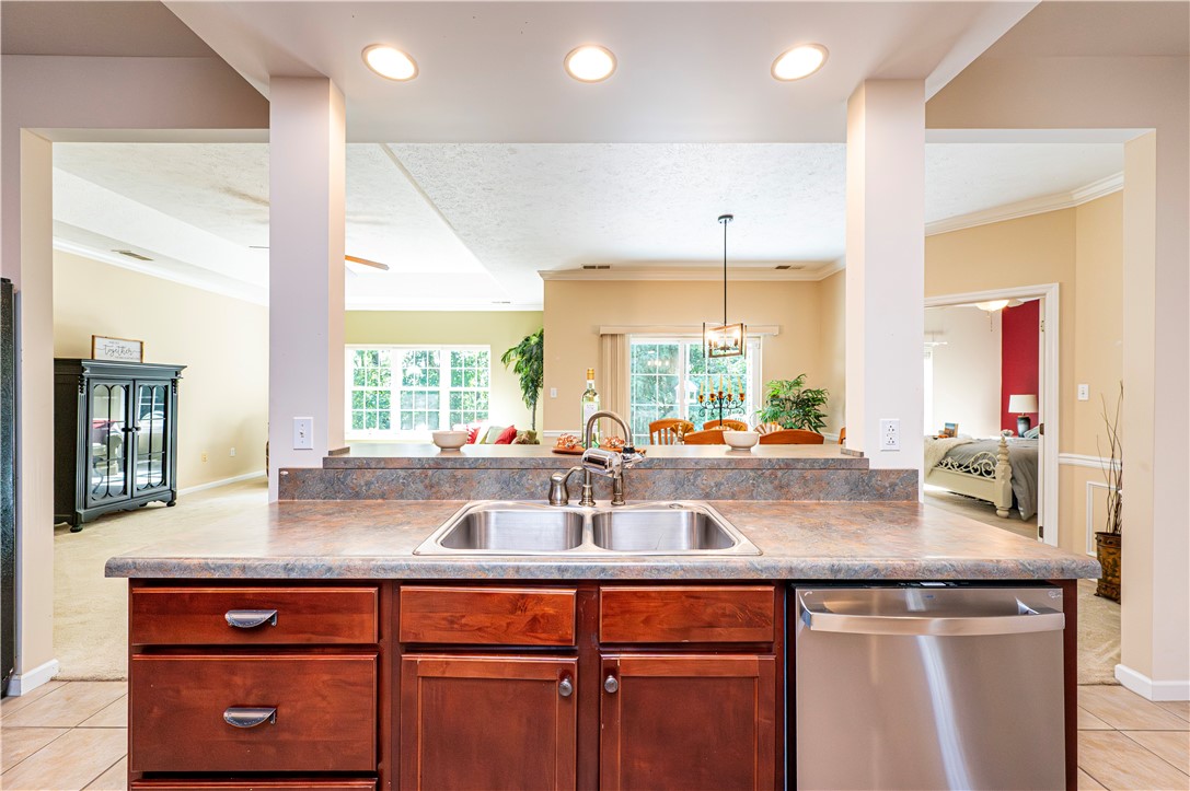 Unity Twp, Pennsylvania 15650, United States, 2 Bedrooms Bedrooms, ,2 BathroomsBathrooms,Residential,Active,195298