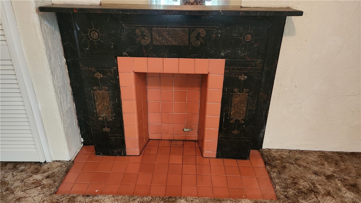 City Of Washington, Pennsylvania 15301, United States, 4 Bedrooms Bedrooms, ,2 BathroomsBathrooms,Residential,Pending,47610