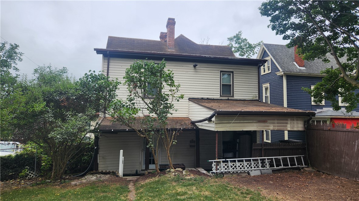 City Of Washington, Pennsylvania 15301, United States, 4 Bedrooms Bedrooms, ,2 BathroomsBathrooms,Residential,Pending,47610