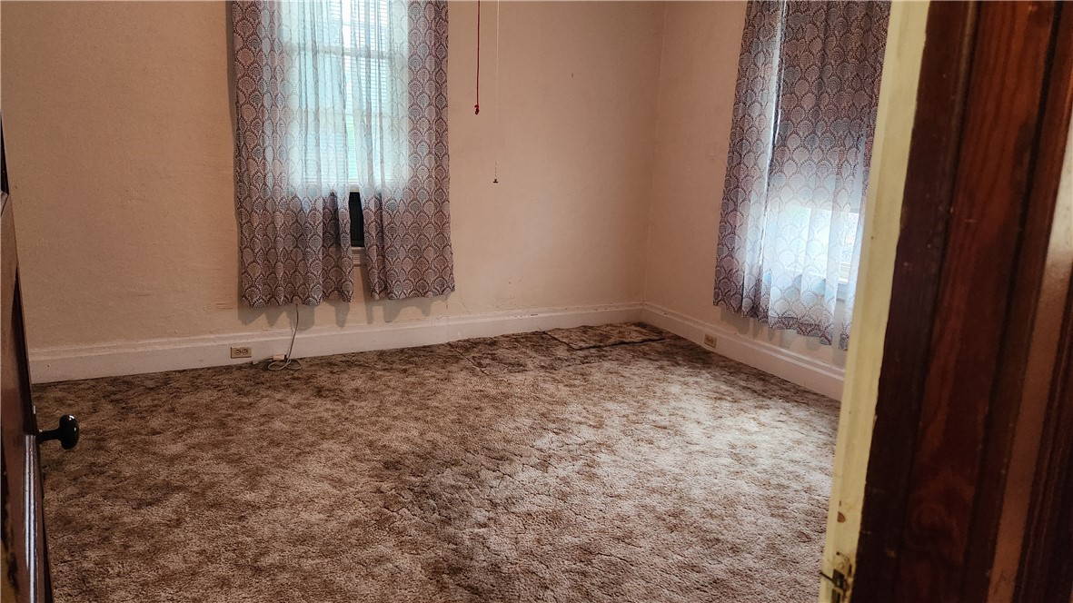 City Of Washington, Pennsylvania 15301, United States, 4 Bedrooms Bedrooms, ,2 BathroomsBathrooms,Residential,Pending,47610