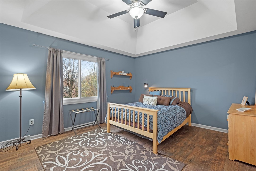 Pine Twp - Nal, Pennsylvania 15044, United States, 4 Bedrooms Bedrooms, ,4 BathroomsBathrooms,Residential,Contingent,107710