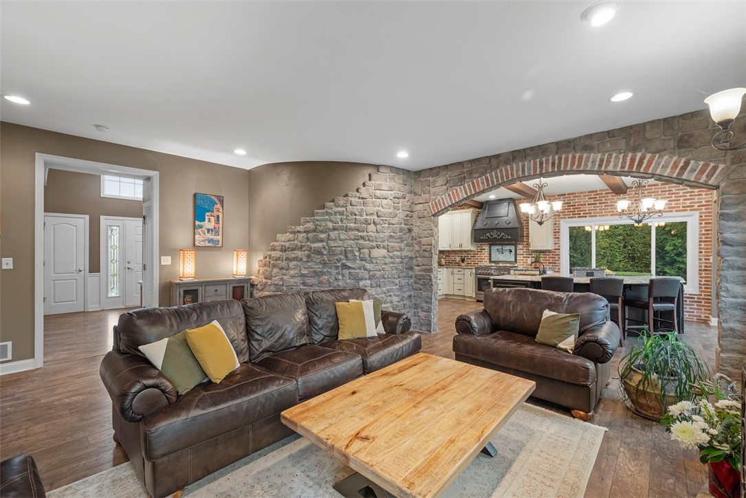 Pine Twp - Nal, Pennsylvania 15044, United States, 4 Bedrooms Bedrooms, ,4 BathroomsBathrooms,Residential,Contingent,107710