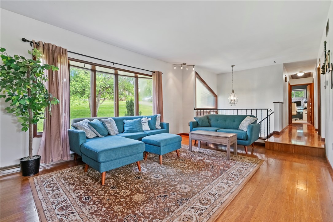 2110 Lorenzi Lane
