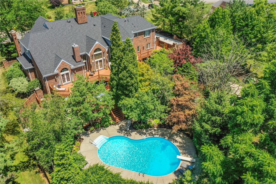 1609 Blackburn Heights Drive
