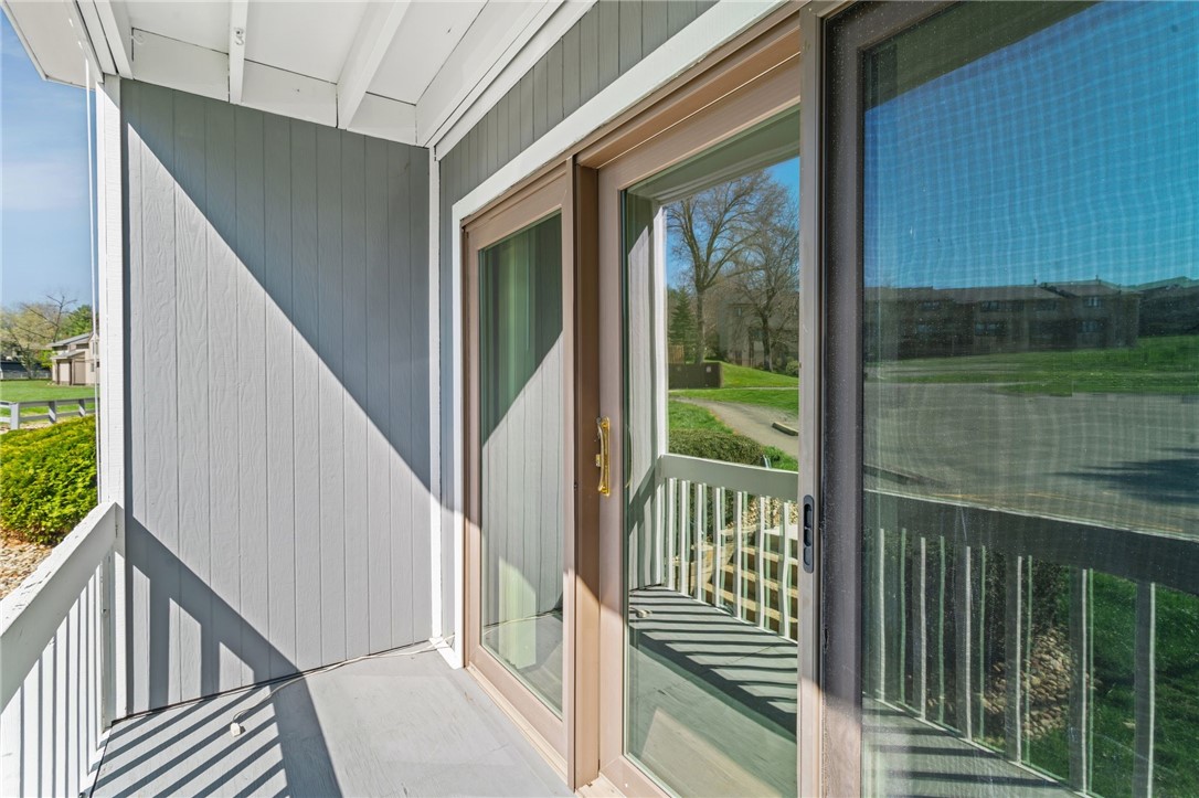 323 Ridge Point Cir 24