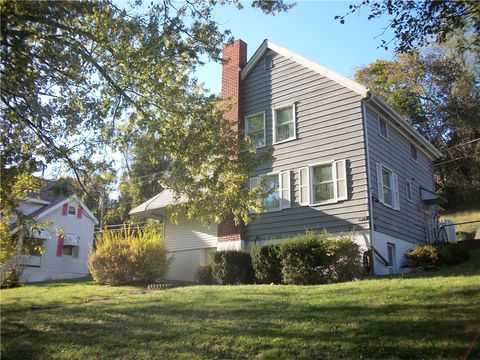 Photo of 81 Pershing Blvd, Nemacolin, PA 15351 (MLS # 1726279)