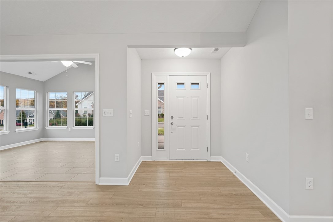 103 Spring Valley Dr