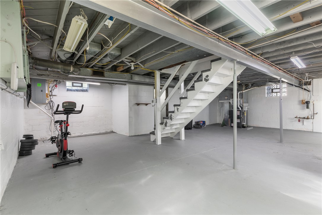 Hanover Twp - Wsh, Pennsylvania 15021, United States, 3 Bedrooms Bedrooms, ,2 BathroomsBathrooms,Residential,Contingent,44623