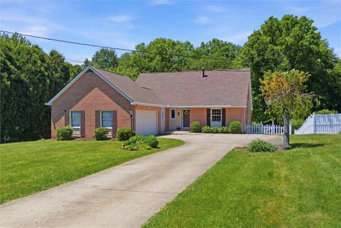 Homes For Sale - 644 S Buhl Farm Dr Dr<br/> Hermitage, PA 16148