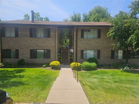 Photo of 5082 Sanlin Dr, Coraopolis, PA 15108 (MLS # 1762613)