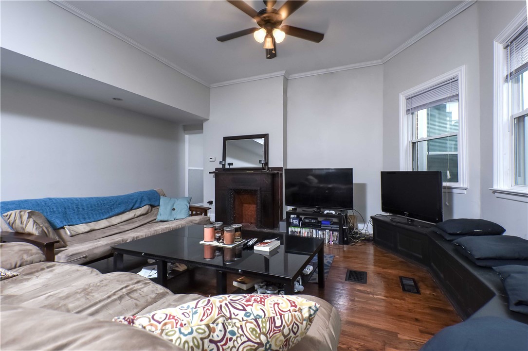 South Side, Pennsylvania 15203, United States, 4 Bedrooms Bedrooms, ,2 BathroomsBathrooms,Residential,Active,144457