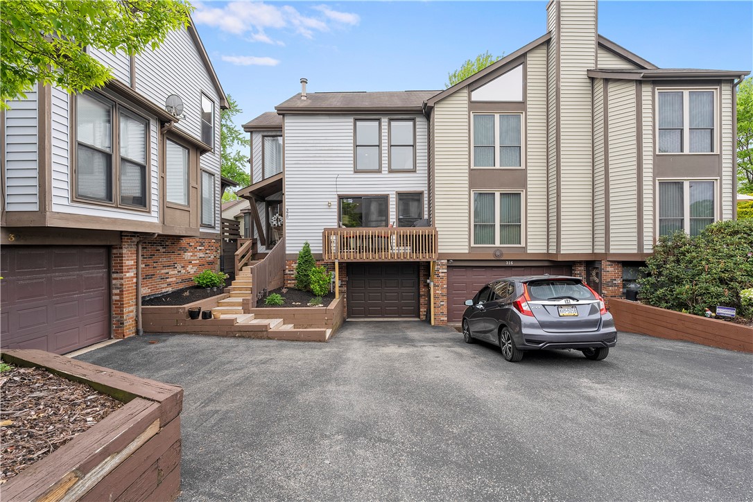 320 Spring Run Dr Dr, Monroeville, Pennsylvania image 2