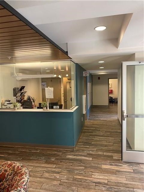 Photo of 1655 Fifth Avenue Fifth Ave #309, Pittsburgh, PA 15219 (MLS # 1738768)