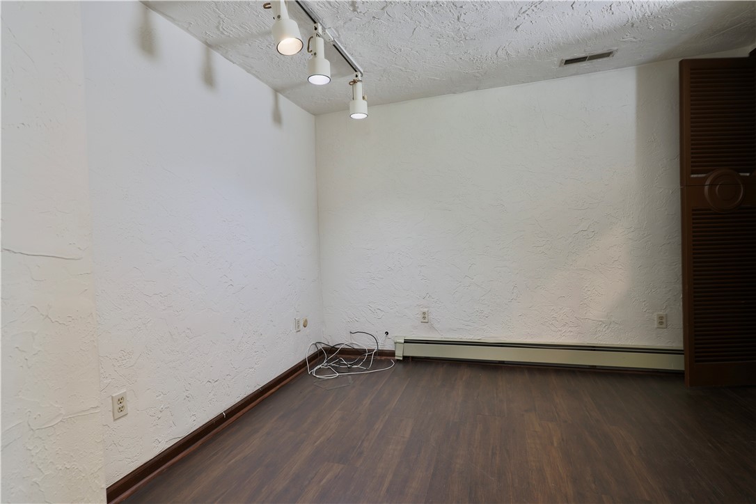 Monroeville, Pennsylvania 15146, United States, 2 Bedrooms Bedrooms, ,2 BathroomsBathrooms,Residential,Active,167129