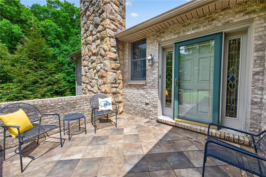 121 Spillway Ln