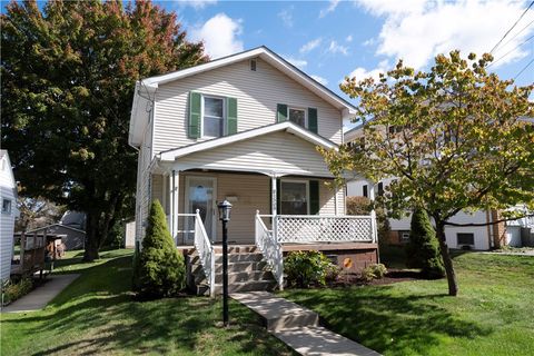 Photo of 1508 21st Ave, Beaver Falls, PA 15010 (MLS # 1725767)