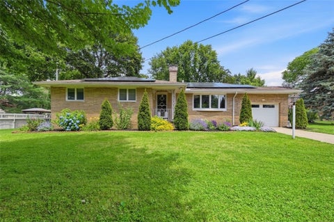 Photo of 612 Lesnett Rd, Bridgeville, PA 15017 (MLS # 1764320)