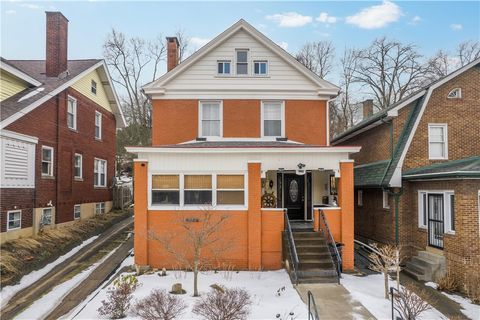 Photo of 550 Halcomb Ave, Clairton, PA 15025 (MLS # 1740336)