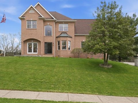 Photo of 115 Kimberwicke Ct, Cranberry Twp, PA 16066 (MLS # 1747274)
