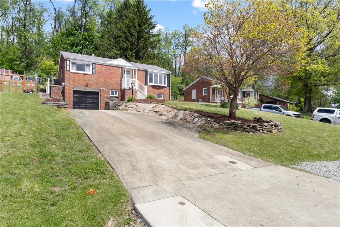 5056 Don St, Finleyville, Pennsylvania image 2