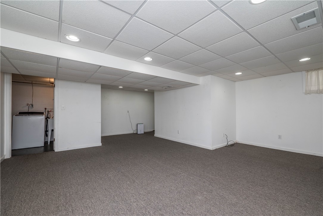 Peters Twp, Pennsylvania 15317, United States, 4 Bedrooms Bedrooms, ,3 BathroomsBathrooms,Residential,Active,189902