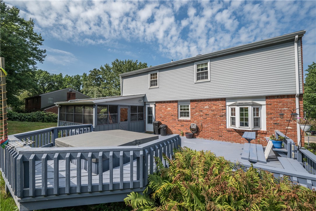 Peters Twp, Pennsylvania 15317, United States, 4 Bedrooms Bedrooms, ,3 BathroomsBathrooms,Residential,Active,189902