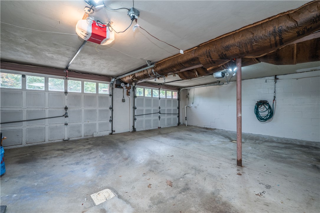 Peters Twp, Pennsylvania 15317, United States, 4 Bedrooms Bedrooms, ,3 BathroomsBathrooms,Residential,Active,189902