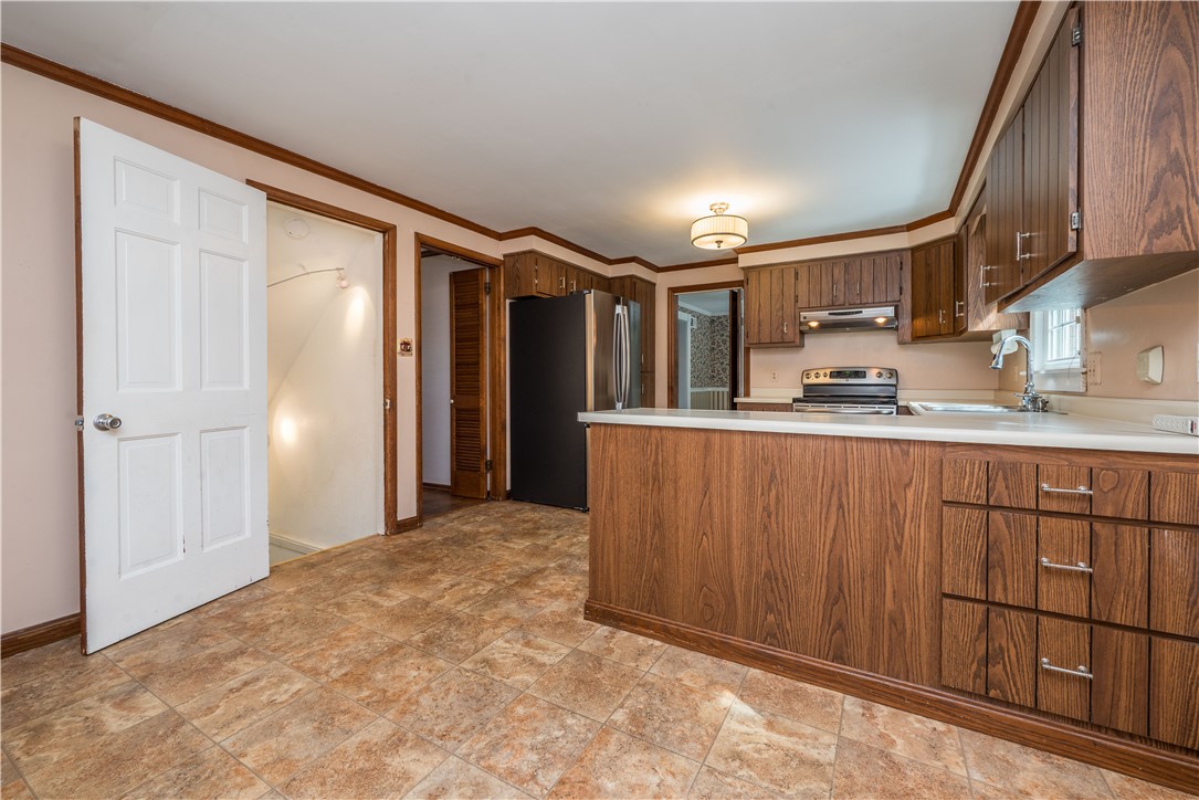 Peters Twp, Pennsylvania 15317, United States, 4 Bedrooms Bedrooms, ,3 BathroomsBathrooms,Residential,Active,189902